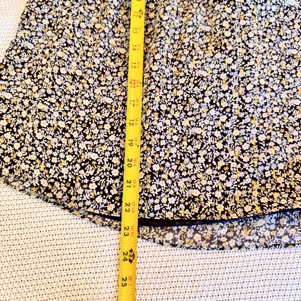 J. CREW Chiffon Silk Gold Metallic Black & White Blouse Floral Top - Picture 15 of 16